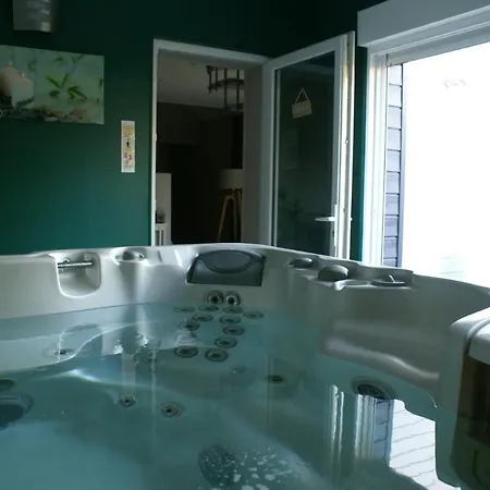 Magnifique Avec Jacuzzi Privatif 4*